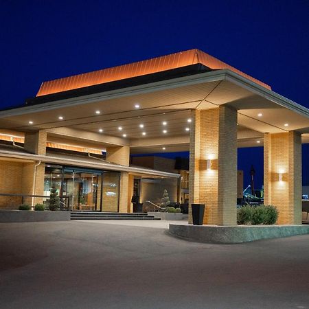 Mirabeau Park Hotel Spokane Valley Exterior photo